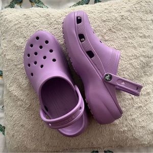 Lilac Platform Crocs | W9 | Size9
